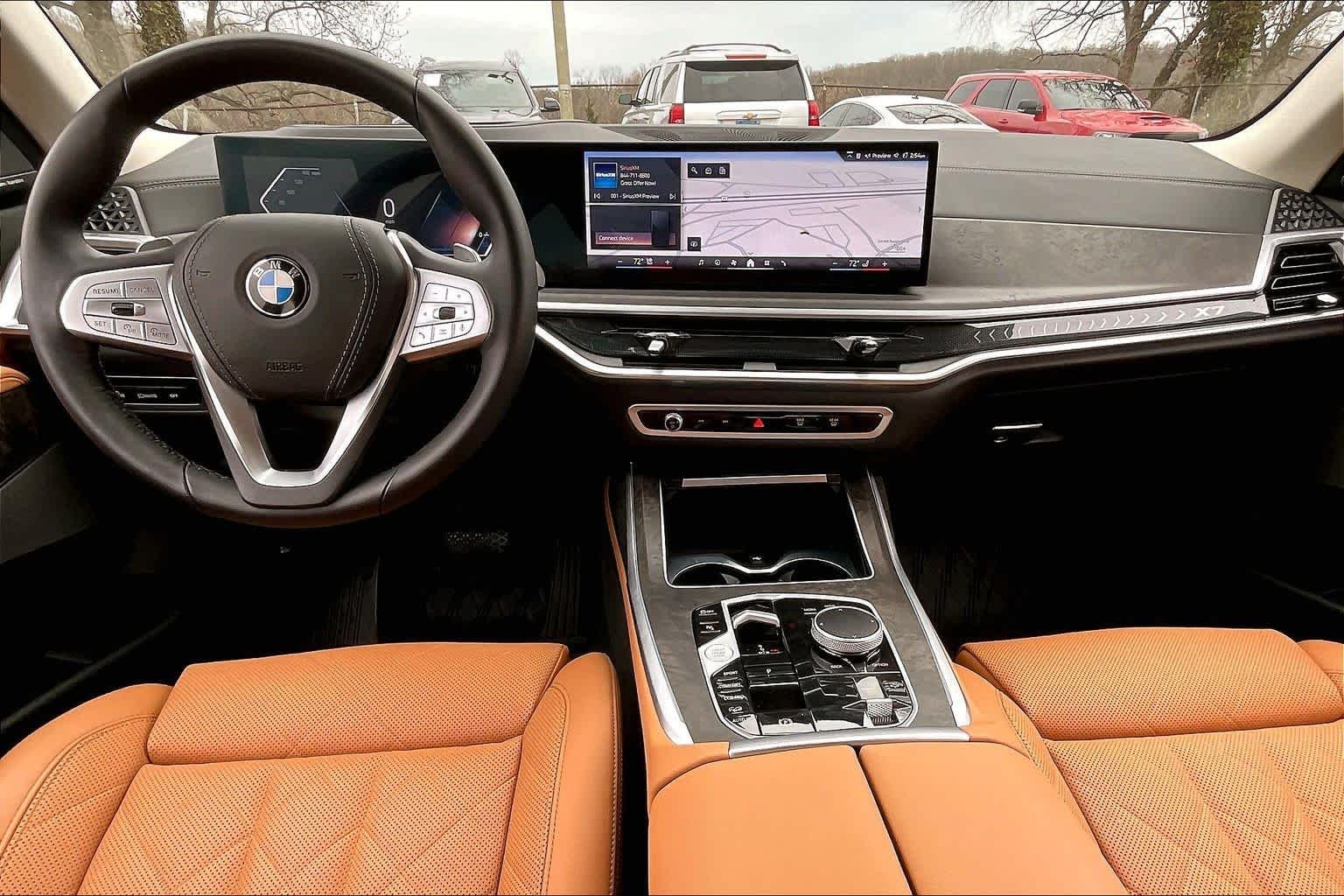 Used 2025 Black Sapphire Metallic BMW xDrive40i image 15