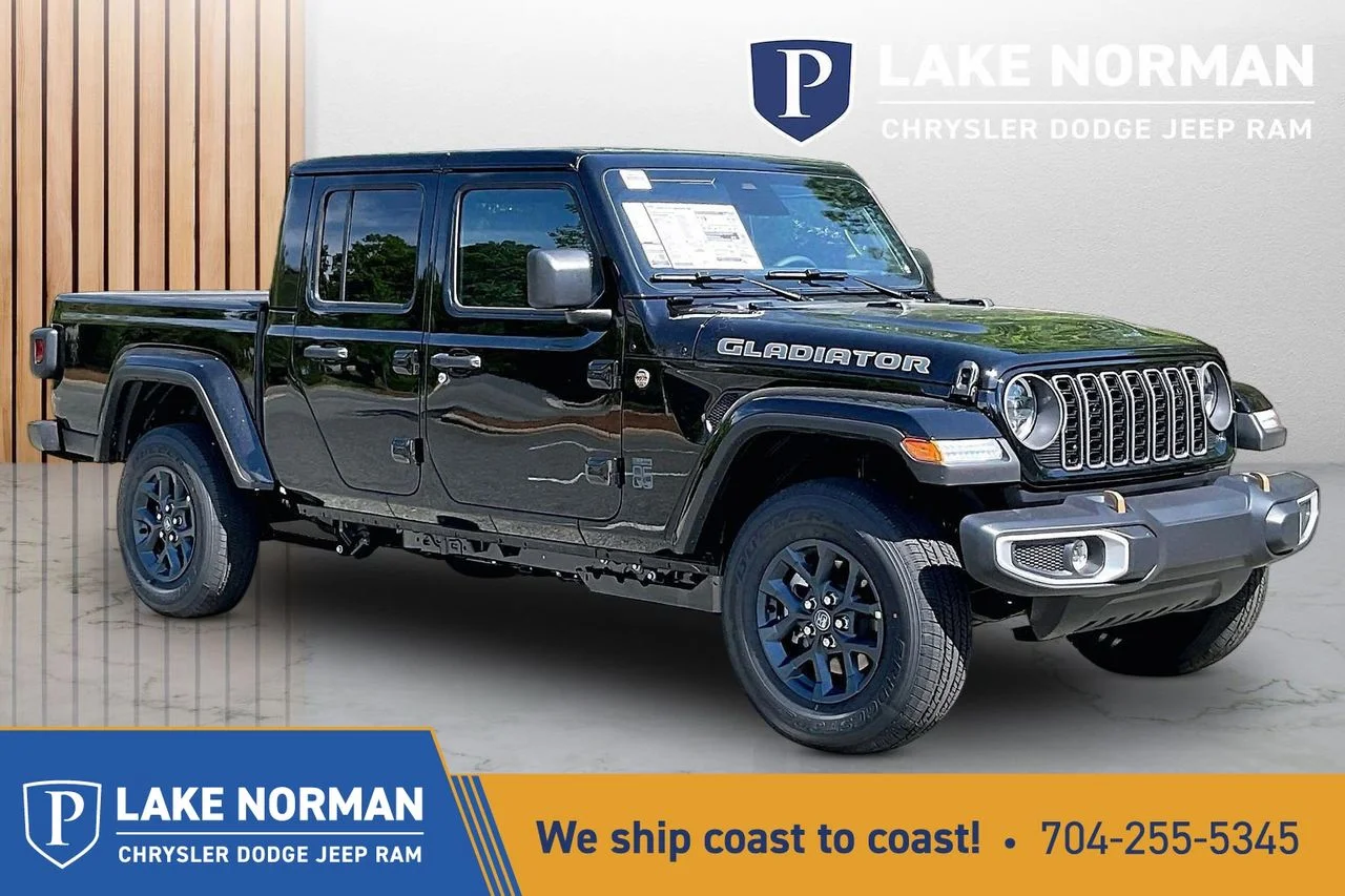 2026 Jeep Gladiator 85th Anniversary Edition Auto's photo