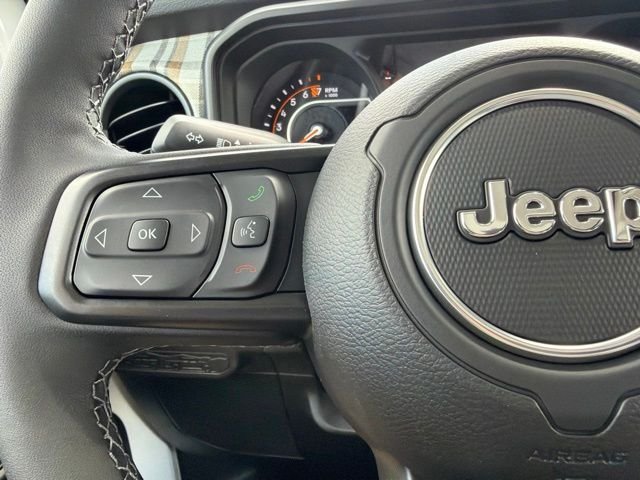 New 2026 Bright White Clear-Coat Exterior Paint Jeep 85th Anniversary Edition image 24