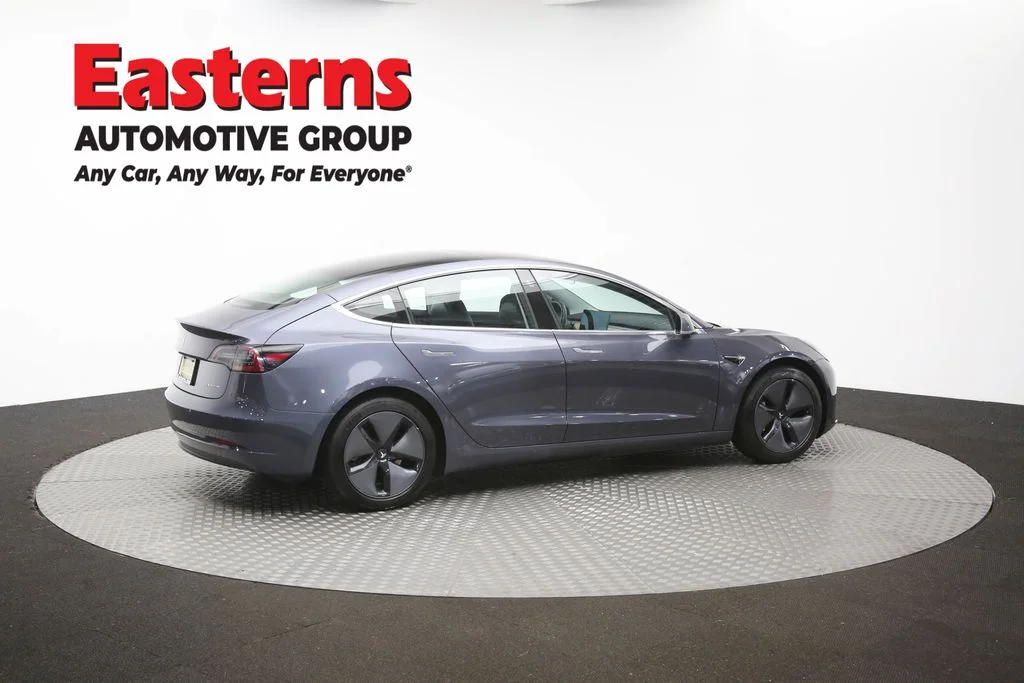 Used 2018 Gray Tesla Long Range image 39