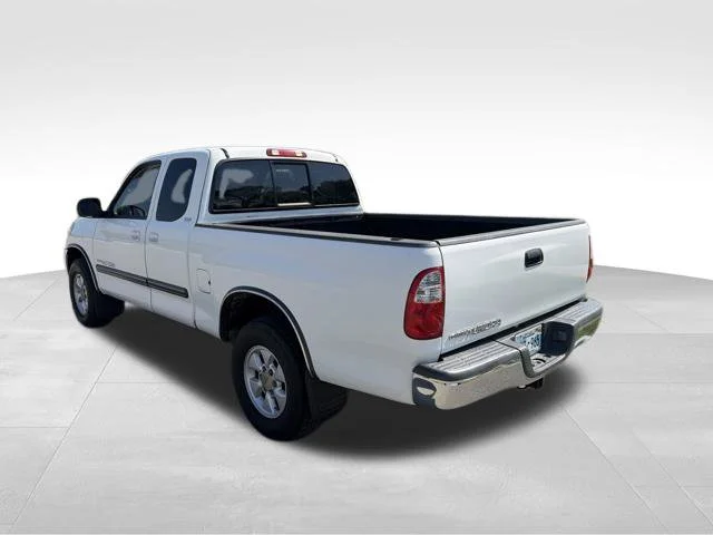 Used 2006 White Toyota SR5 image 6