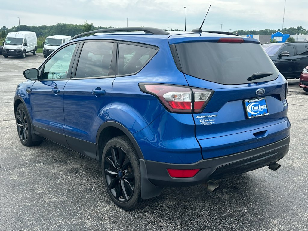 Used 2018 Blue Lightning Ford SE image 8