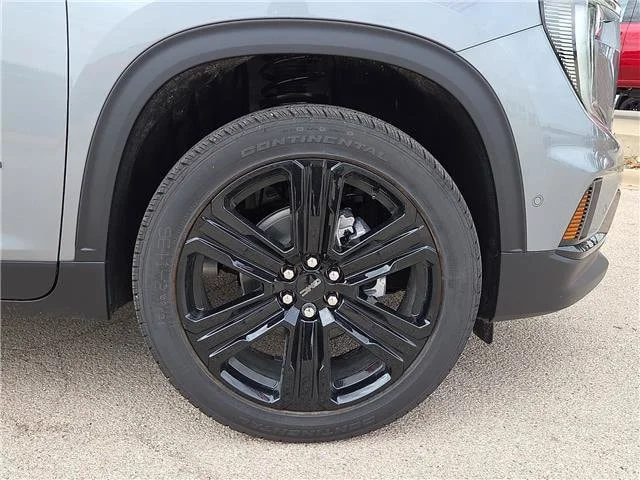 New 2027 Sterling Metallic GMC Elevation image 7