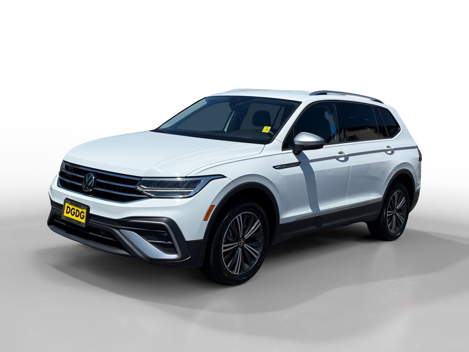 2024 Volkswagen Tiguan 2.0T SE 4Motion's photo