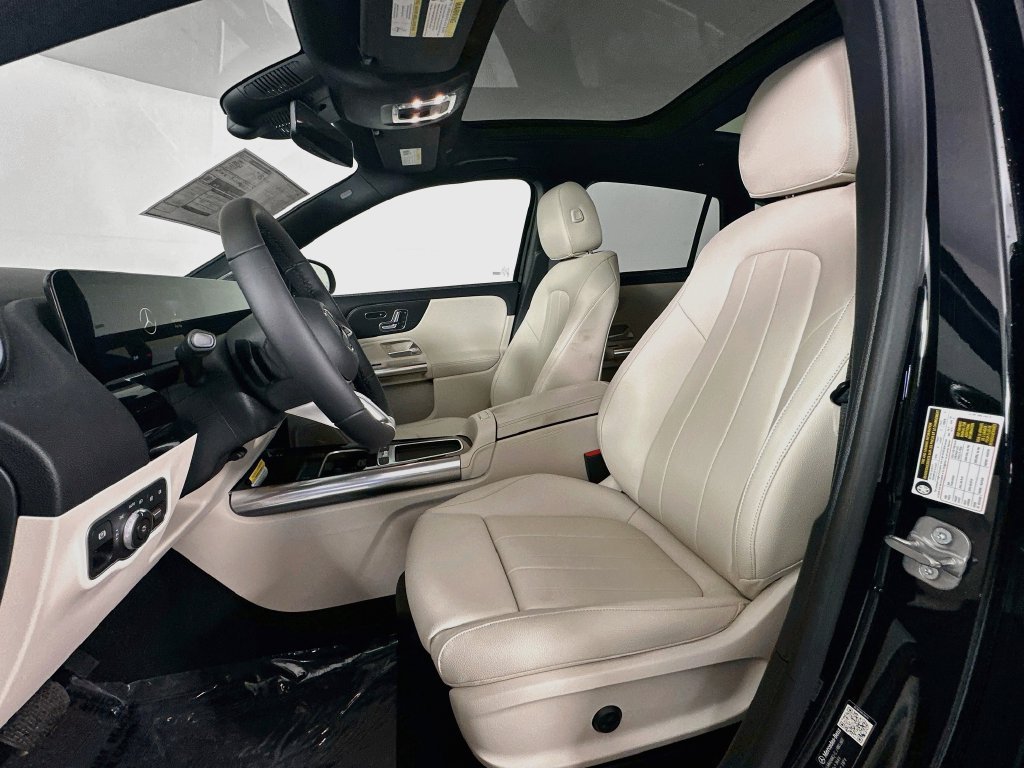 New 2026 Cosmos Black Metallic Mercedes-Benz GLA 250 image 21