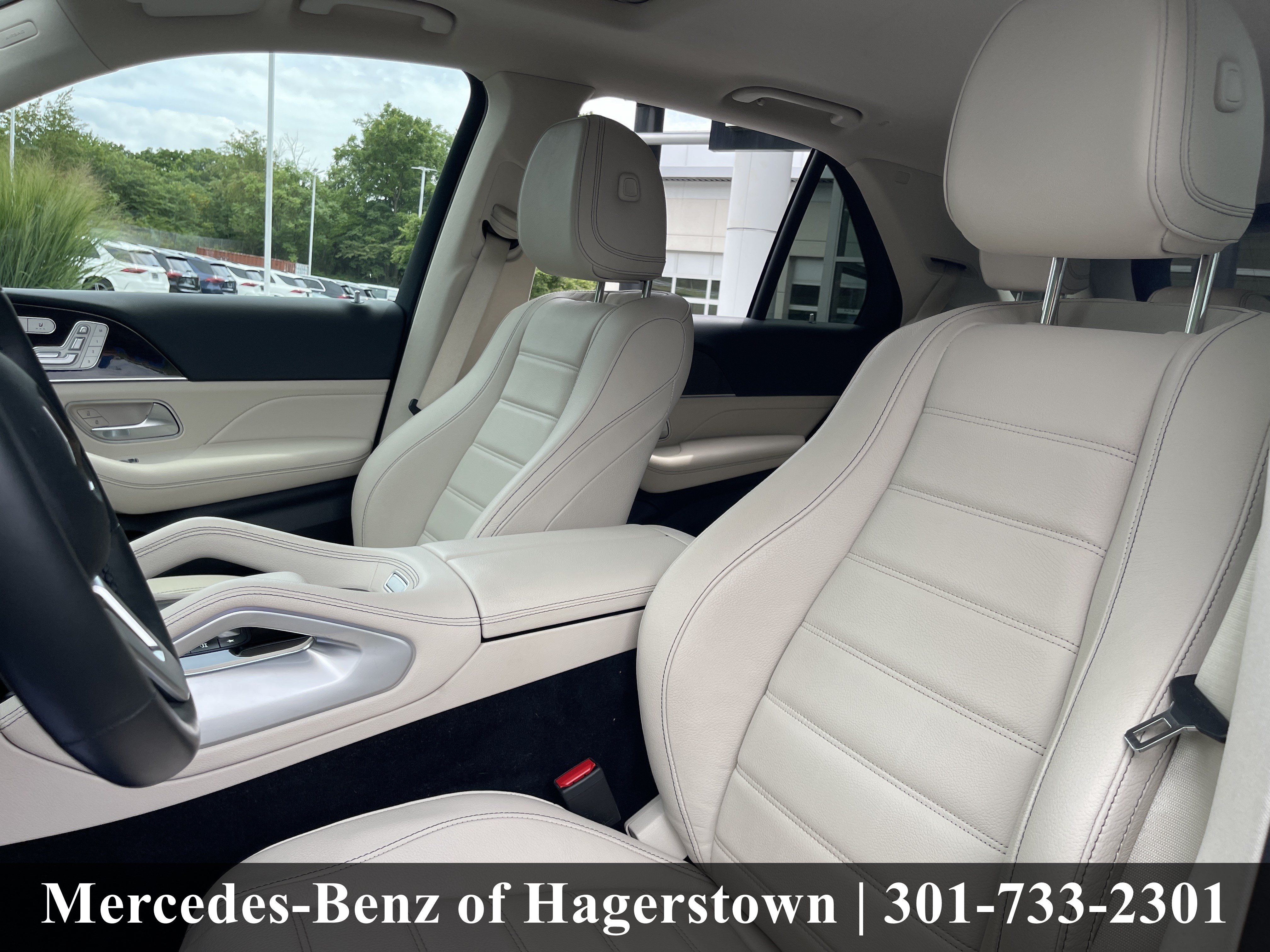 Certified Used 2022 Brilliant Blue Metallic Mercedes-Benz GLE 350 4MATIC® SUV image 8