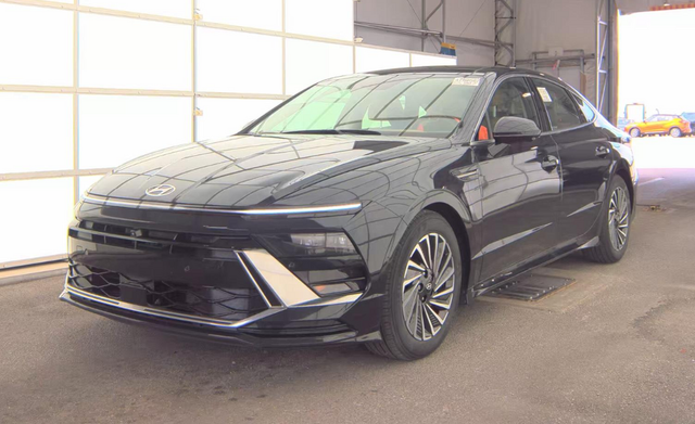 2024 Hyundai Sonata Hybrid Limited