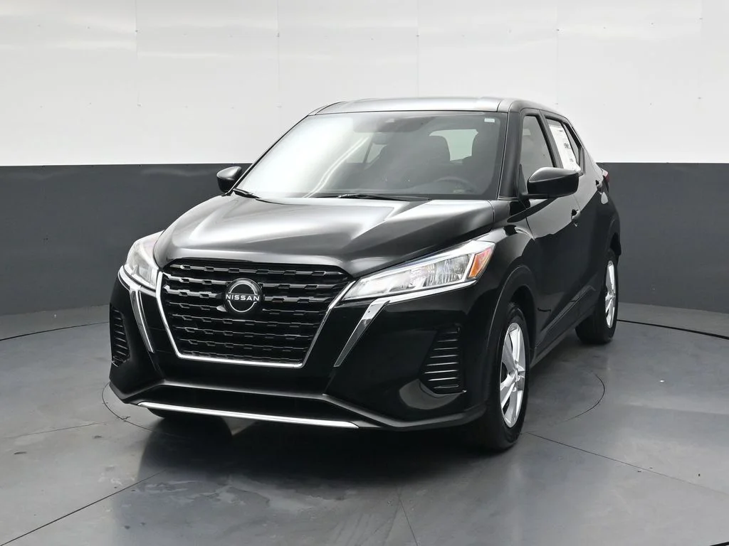 Used 2025 Black Nissan S image 13