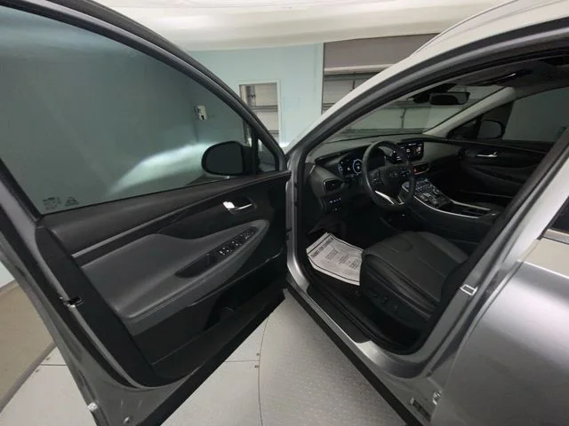 Used 2023 Silver Hyundai SEL image 11
