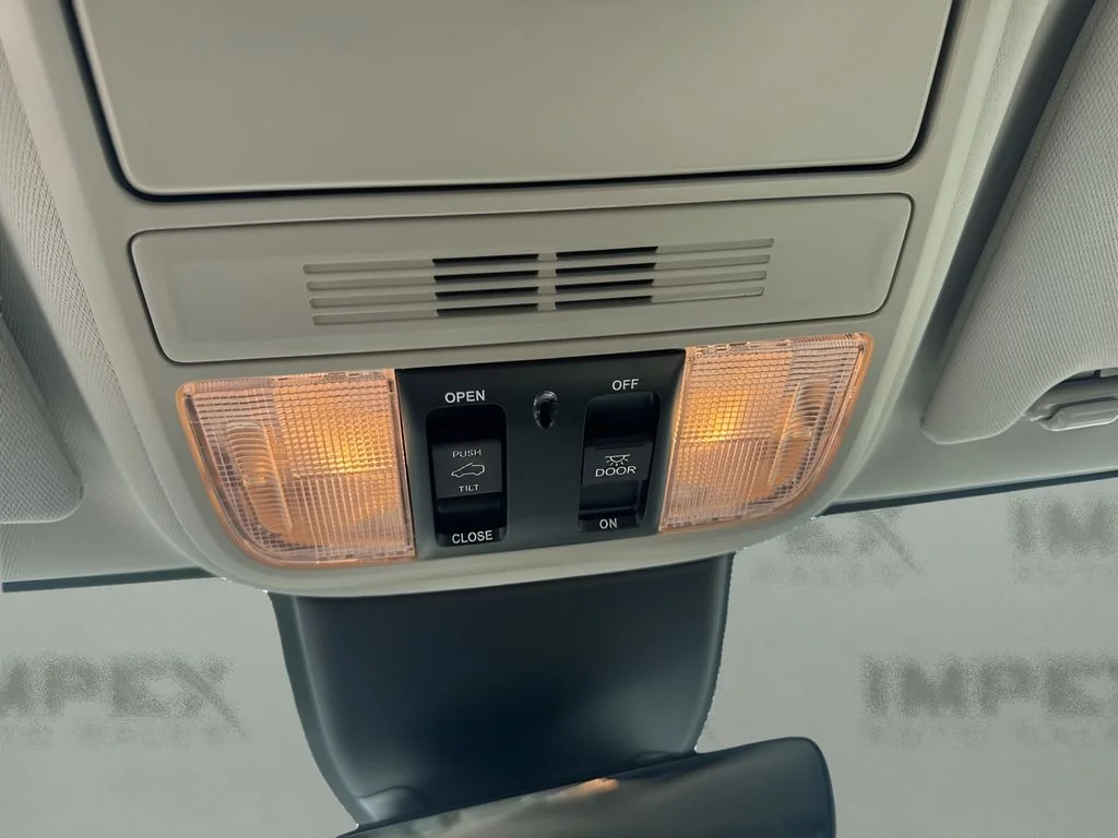 Used 2025 Gray Honda EX-L image 23