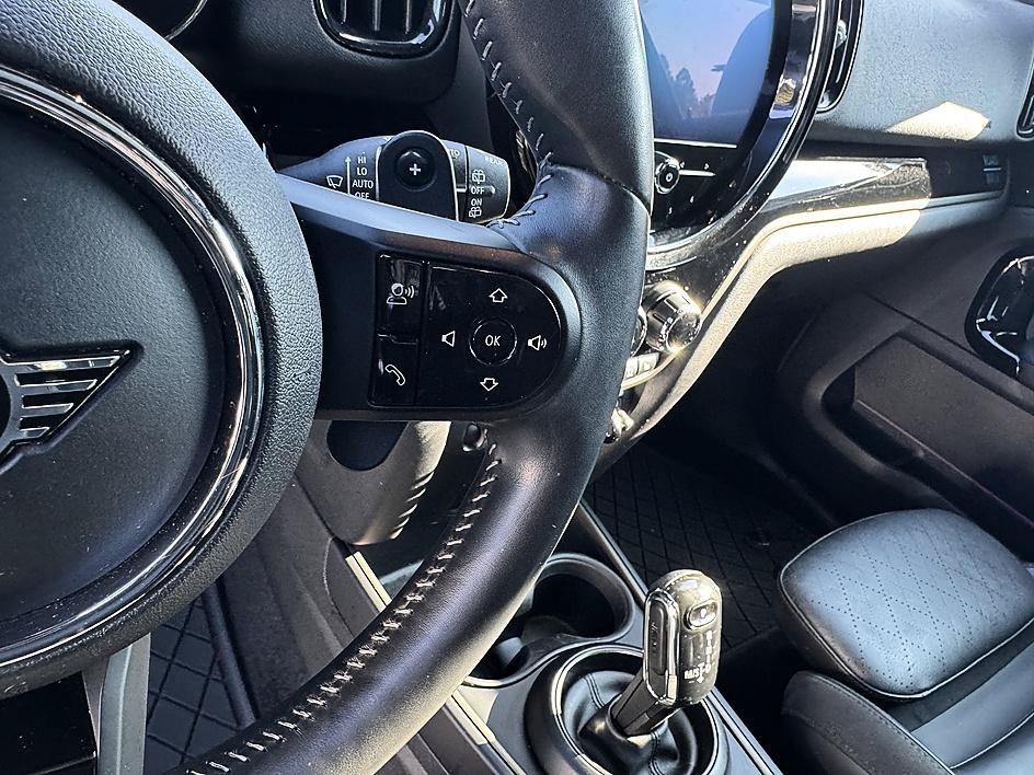 Used 2022 Island Blue Metallic MINI Cooper S image 15