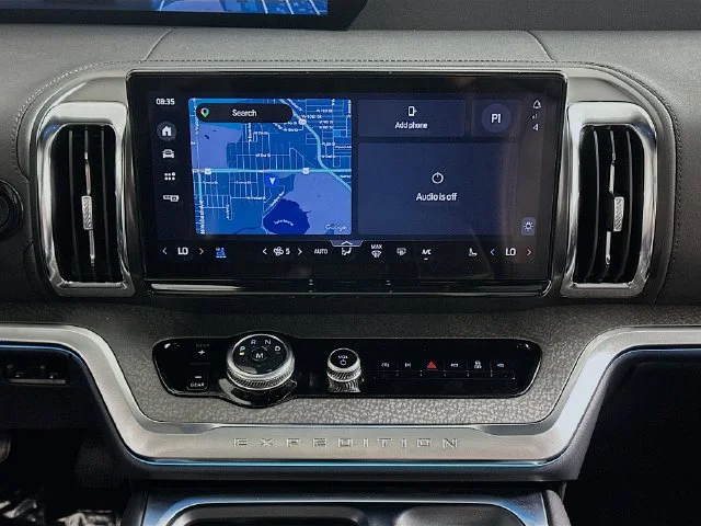New 2026 White Ford Tremor image 16