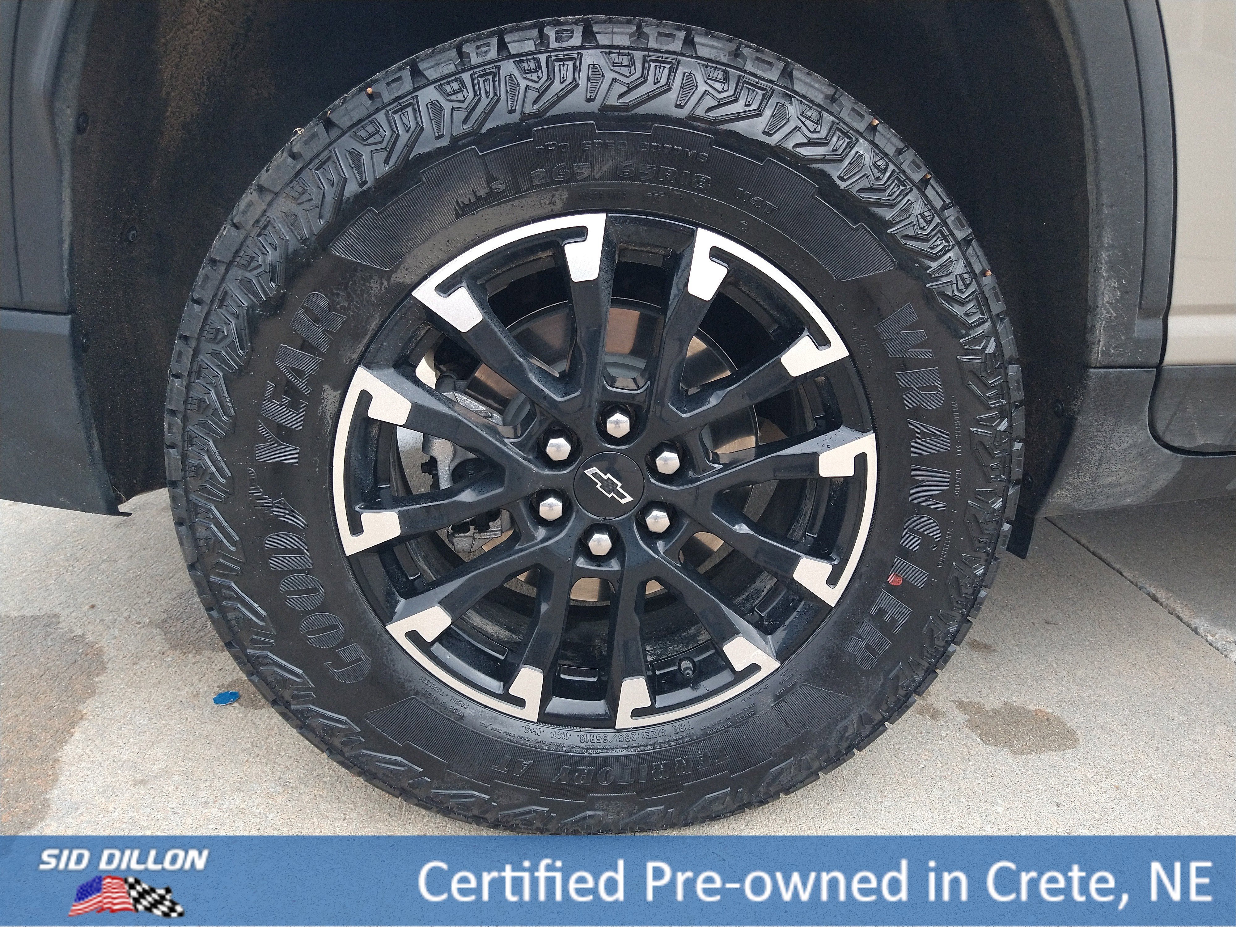 Used 2026 Sandstone Gray Chevrolet AWD Z71 image 14