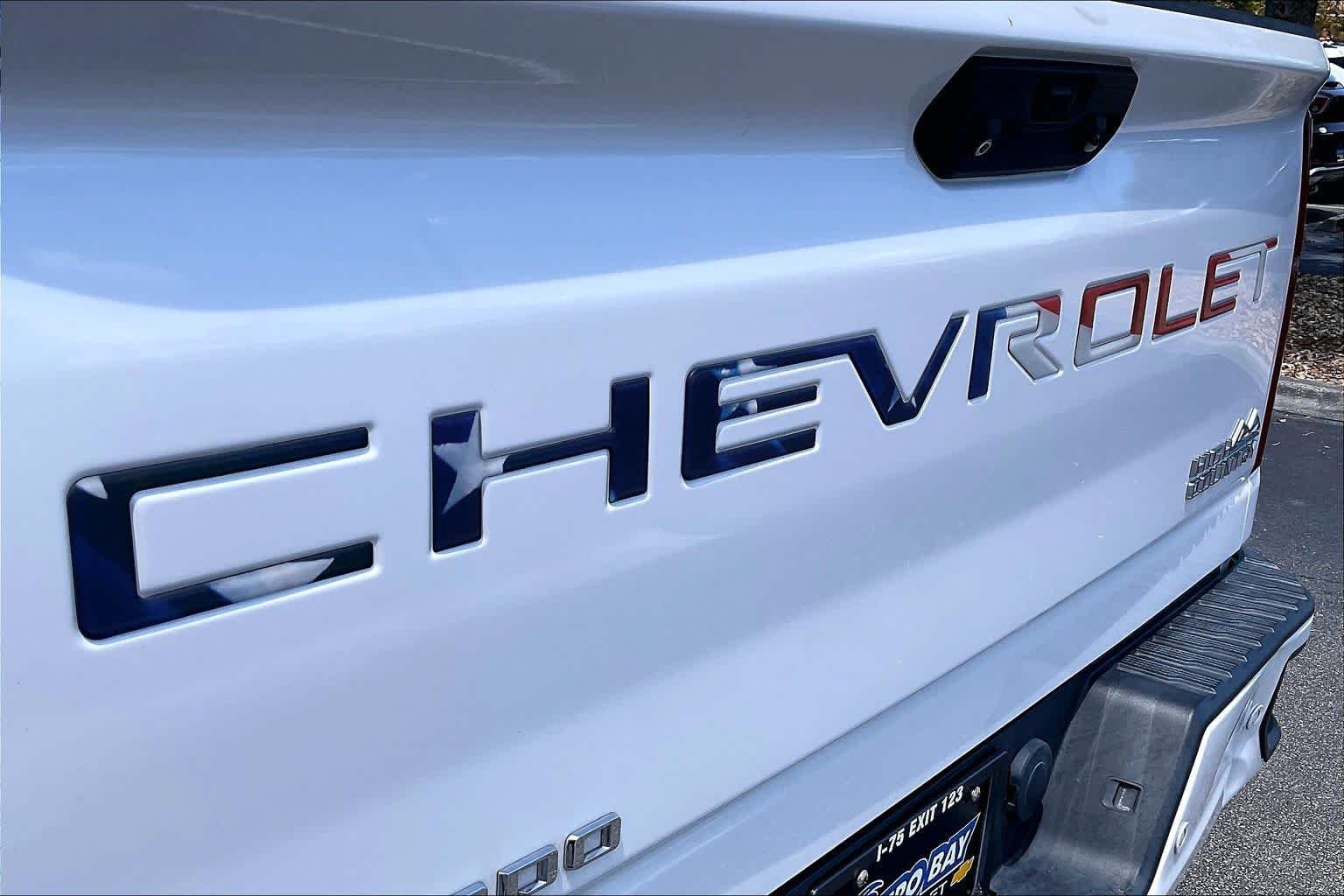 2023 Chevrolet Silverado 2500HD High Country - Photo 17