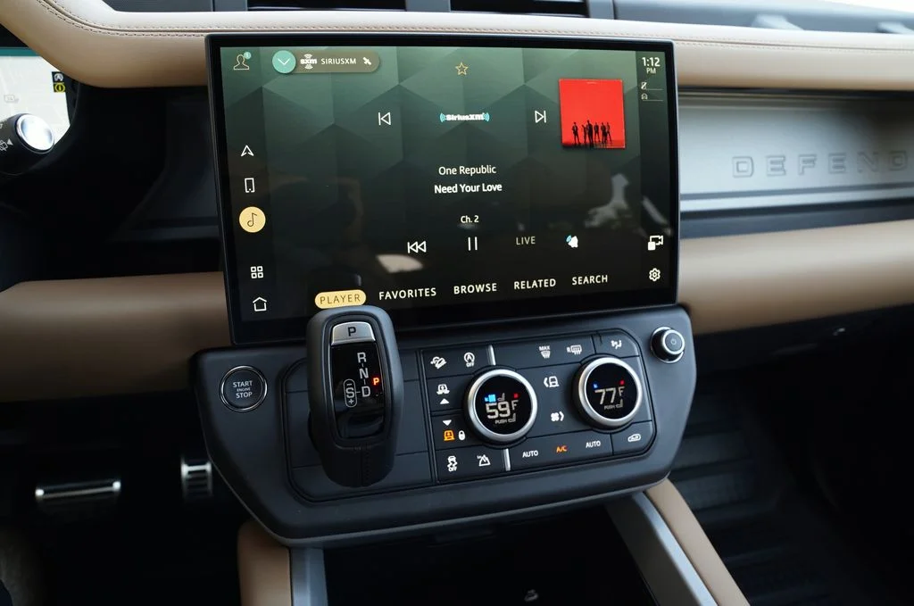 New 2026 Santorini Black Land Rover X image 22