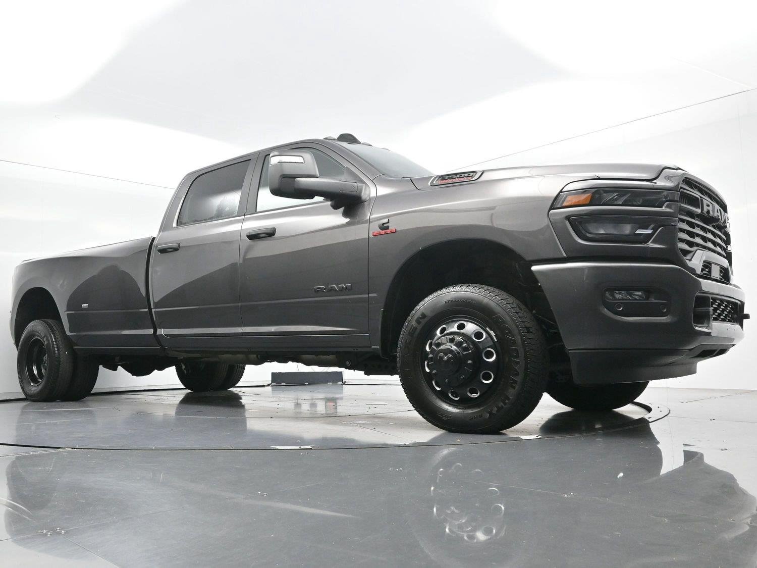 Used 2026 Granite Crystal Metallic Clearcoat Ram Big Horn image 41