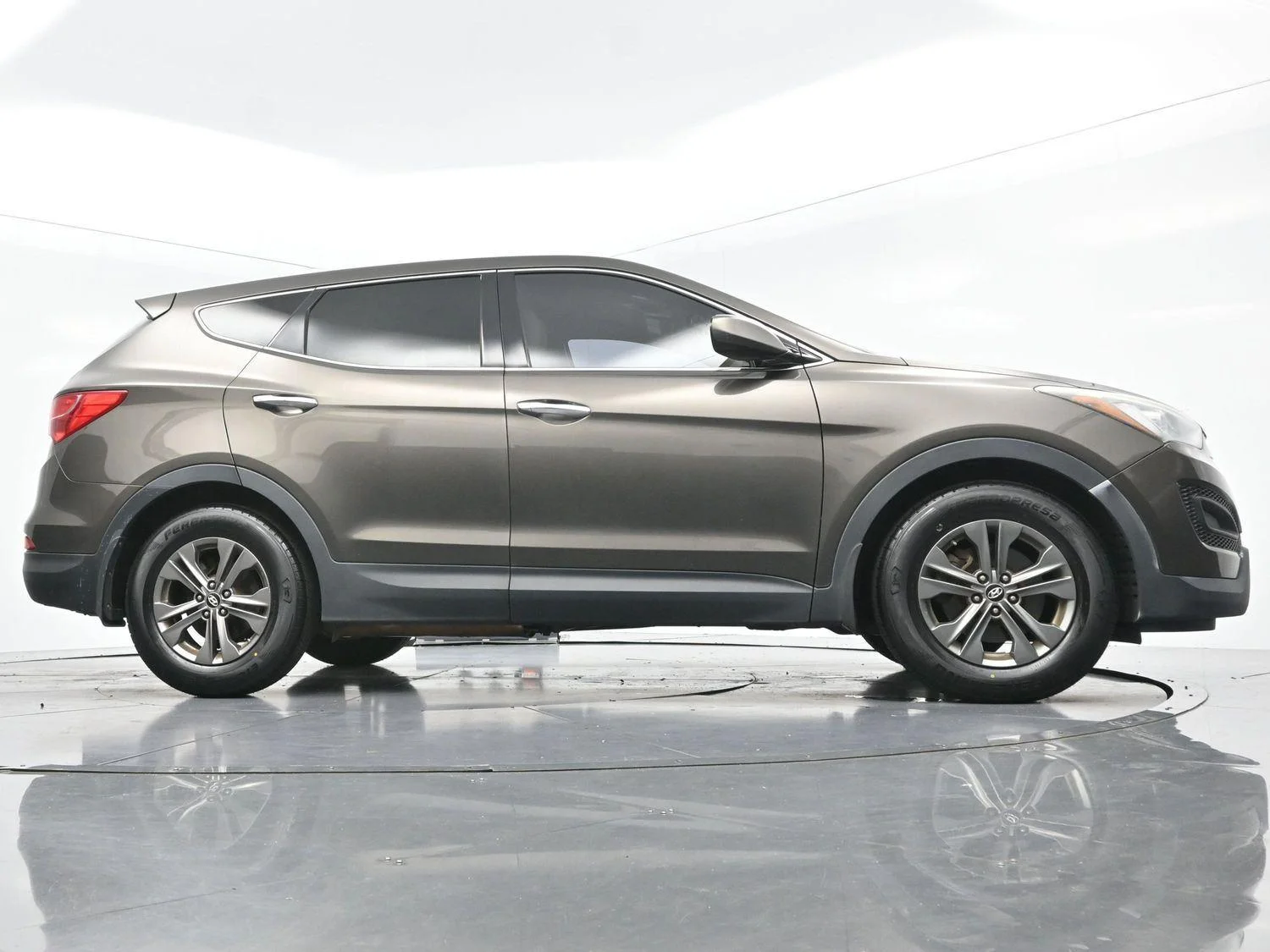 Used 2013 Cabo Bronze Hyundai Sport image 41
