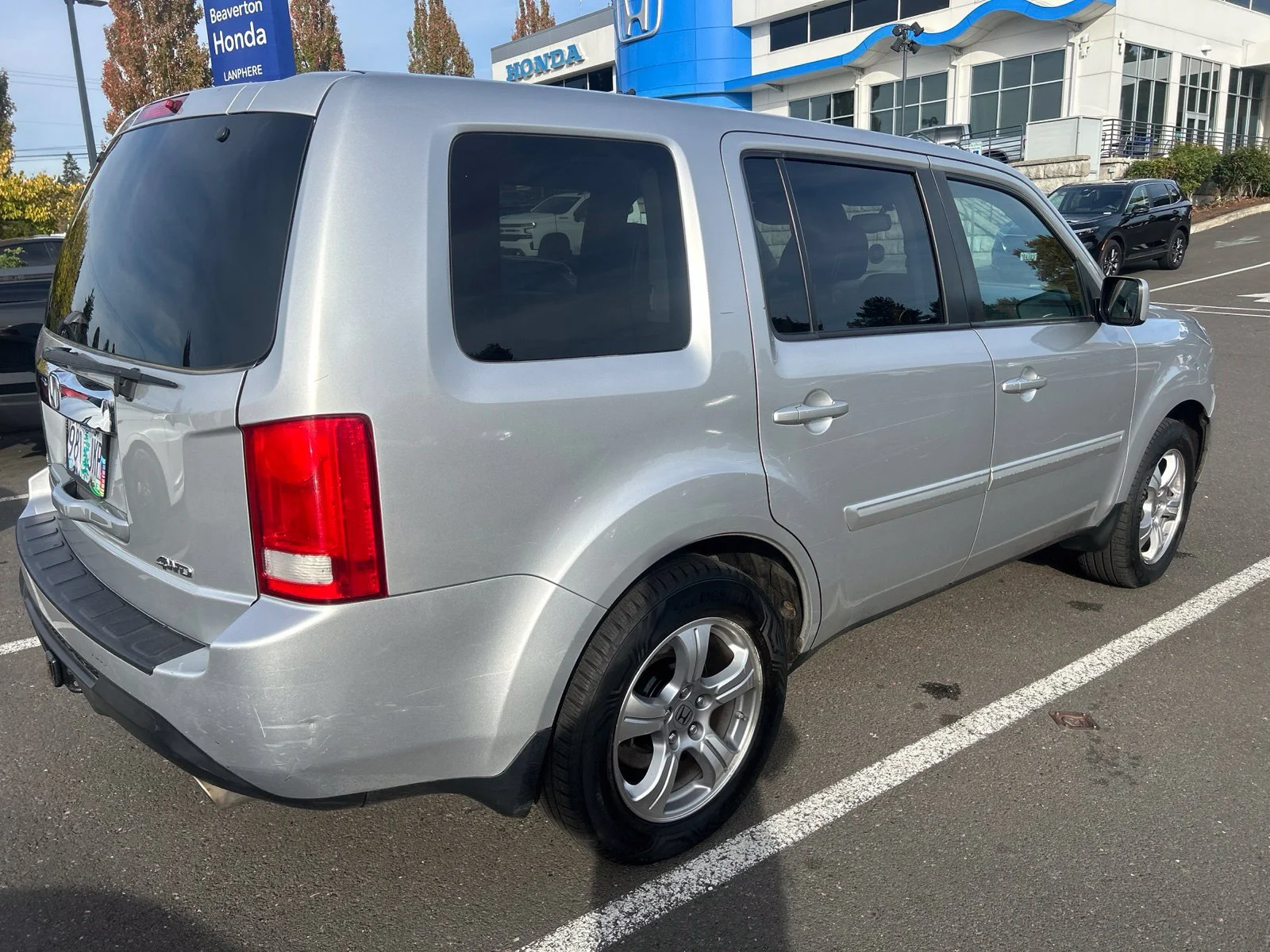 Used 2013 Alabaster Silver Metallic Honda EX-L image 6
