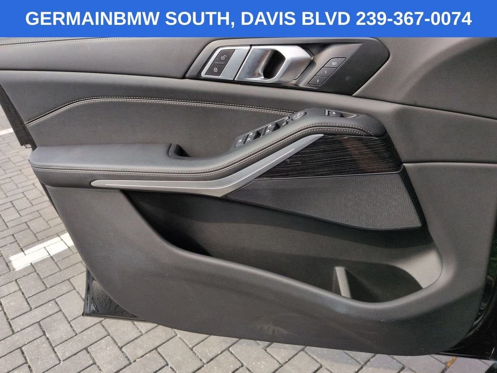 Certified Used 2024 Black Sapphire Metallic BMW xDrive40i image 32