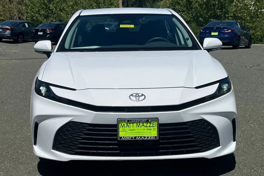 Used 2025 White Toyota LE image 6