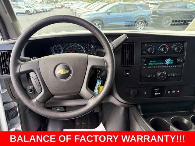 2025 Chevrolet Express Cargo Work Van - Photo 15