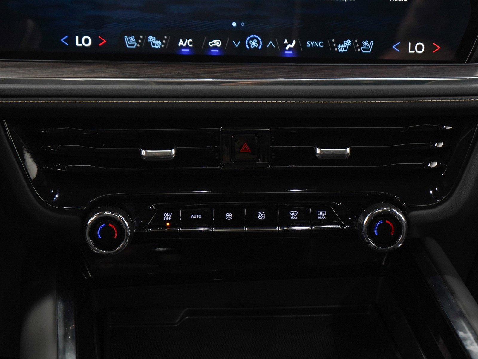 Used 2025 Black Chevrolet Premier image 22