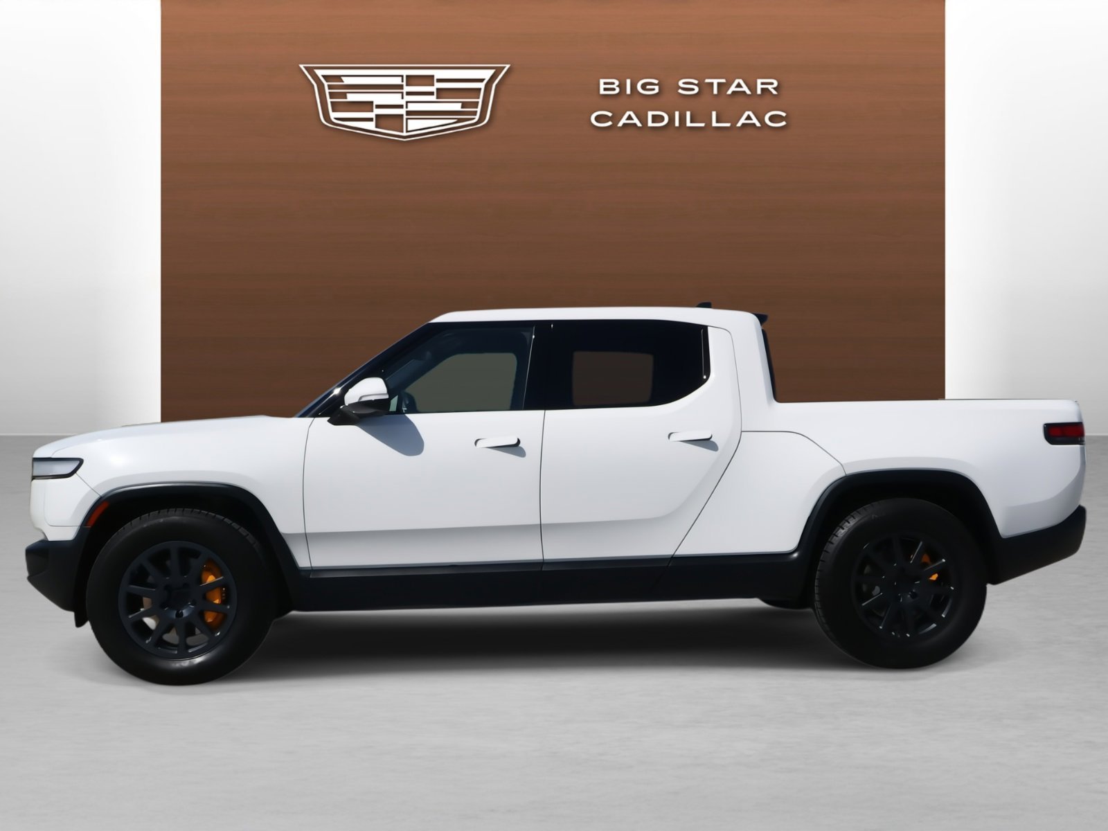 Certified 2022 Rivian R1T Adventure with VIN 7FCTGAAA7NN015122 for sale in Friendswood, TX