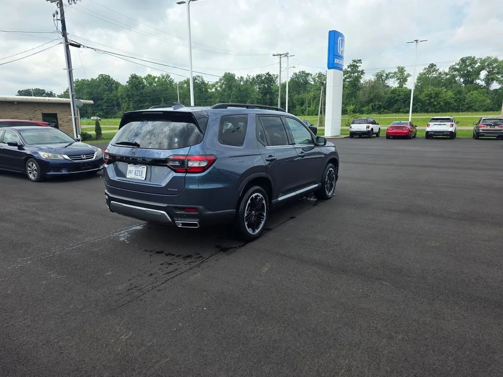 Certified Used 2026 Smoke Blue Pearl Honda Touring image 4
