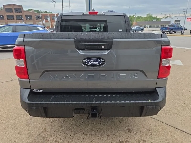 New 2026 Carbonized Gray Metallic Ford XL image 6