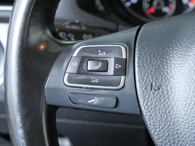 Used 2014 Gray Volkswagen TDI SE image 30
