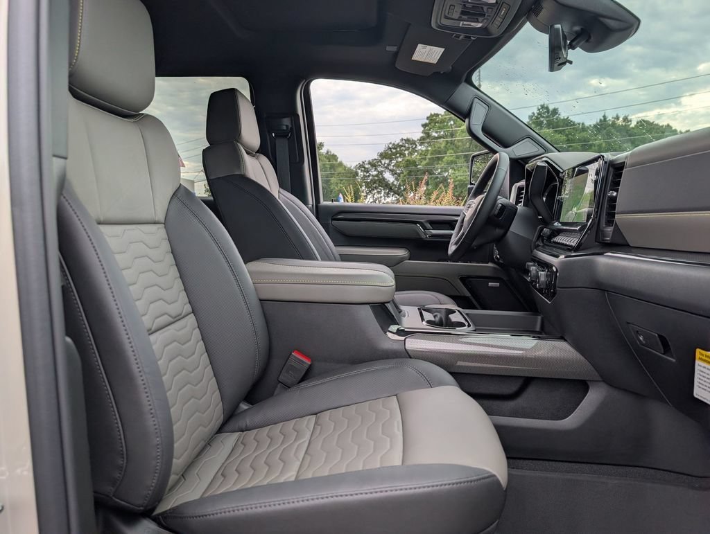 2026 Chevrolet Silverado 2500 HD ZR2 - Photo 31