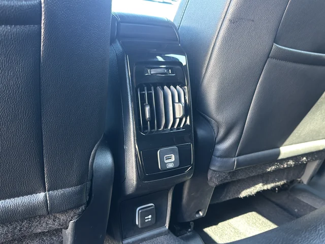 Used 2025 Silver Jeep Limited image 29