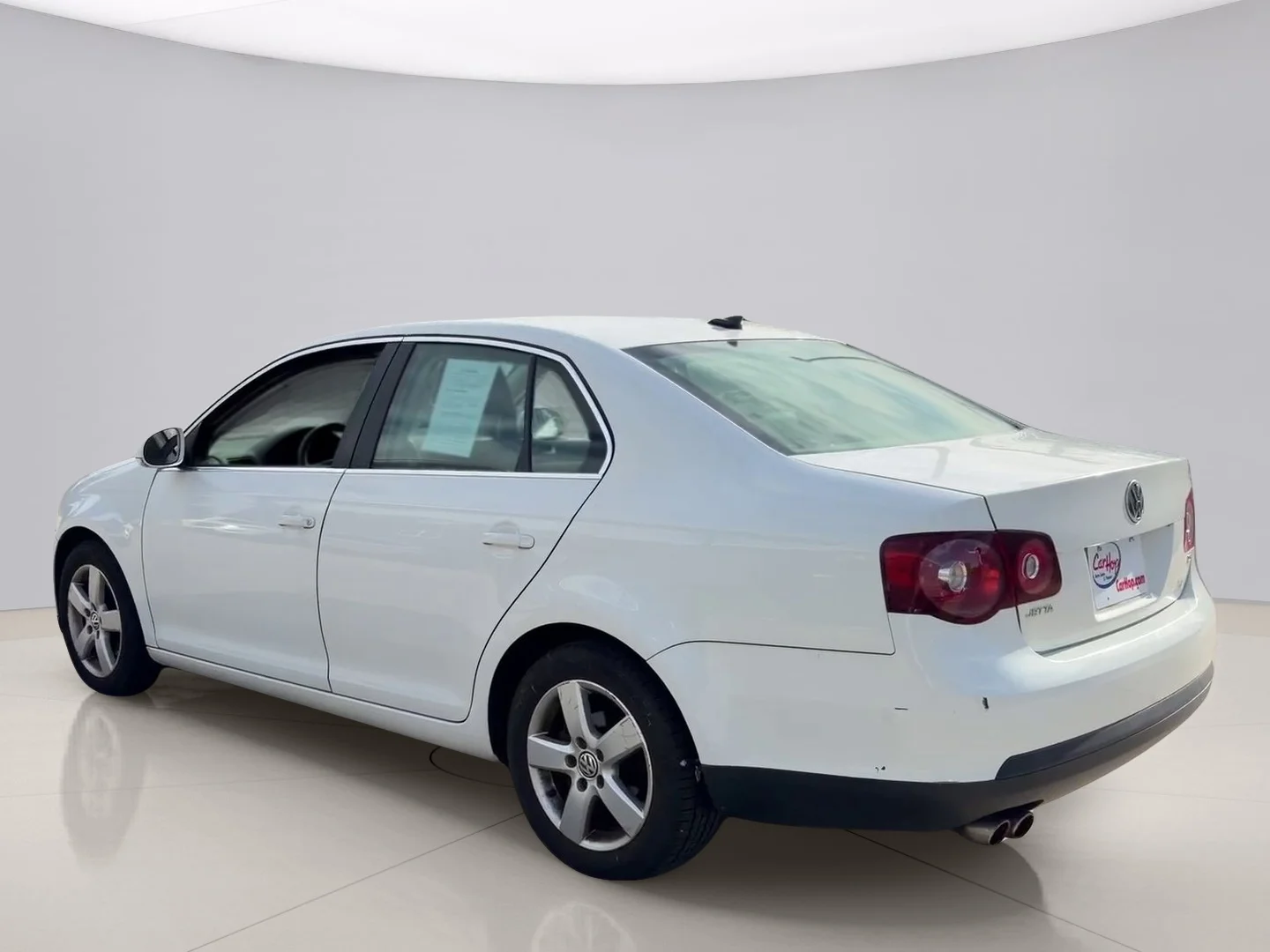 Used 2009 White Volkswagen SE image 3
