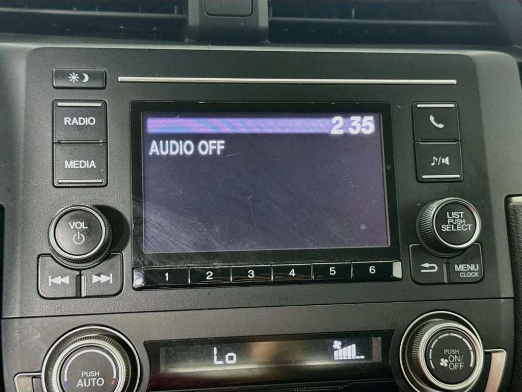Used 2017 Lunar Silver Metallic Honda LX image 14