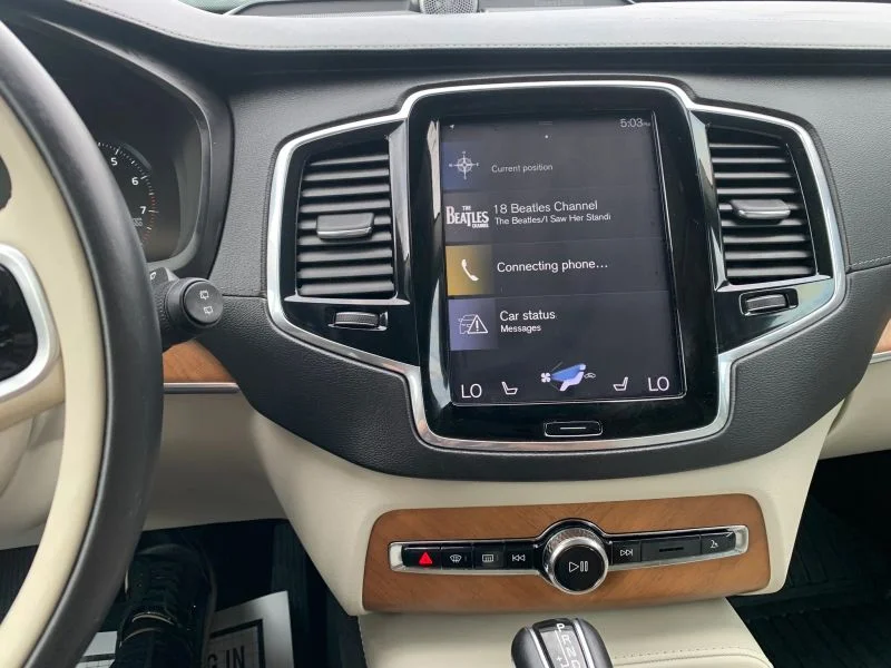 Used 2019 Gray Volvo T6 Inscription Sport Utility 4D image 19