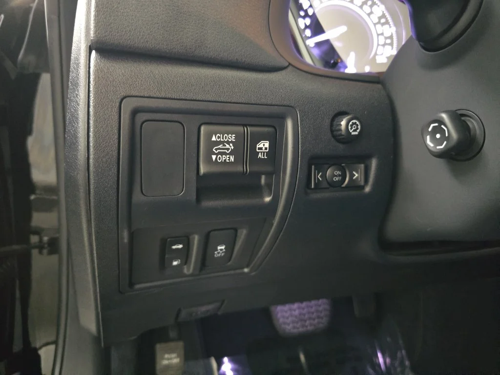 Used 2013 Black Lexus 250 C image 24