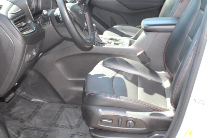 Used 2023 Summit White Chevrolet RS image 13
