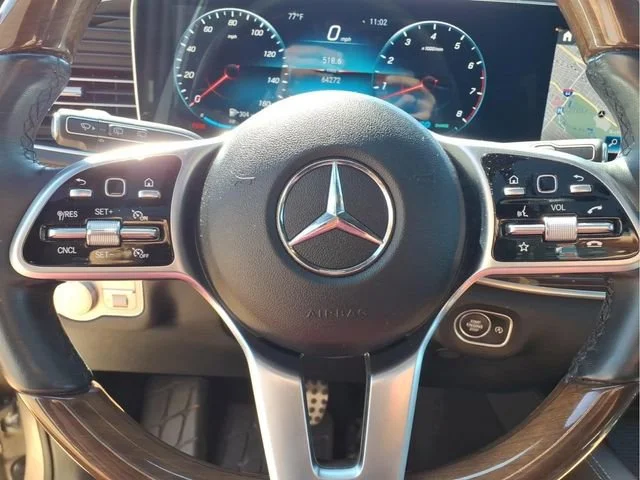 Used 2022 Silver Mercedes-Benz 4MATIC® image 15