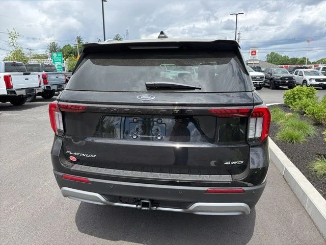 New 2026 Black Ford Platinum image 7
