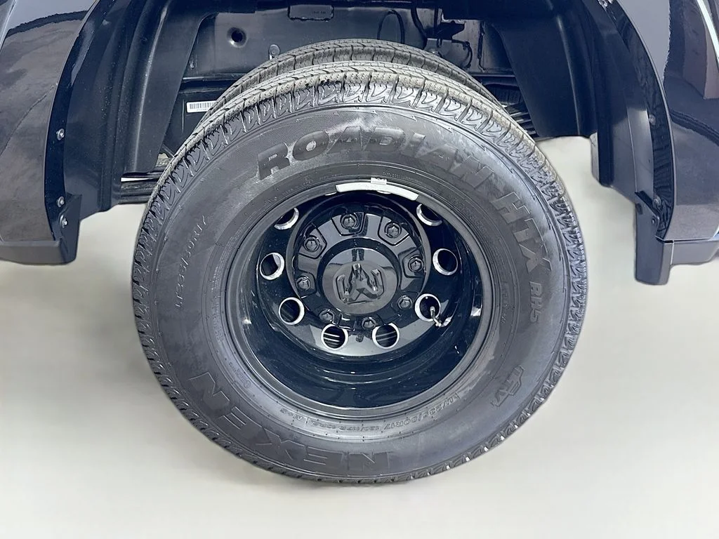 Used 2026 Black Ram Limited image 32