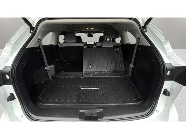 Used 2026 Beige Toyota XLE image 35