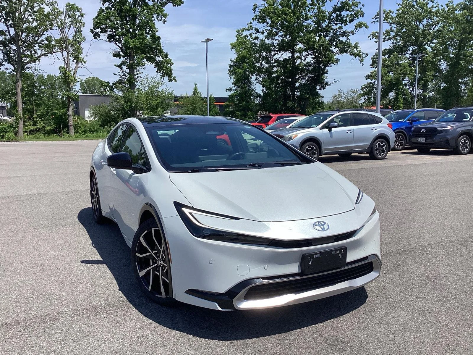 Used 2023 Wind Chill Pearl Toyota XSE image 1