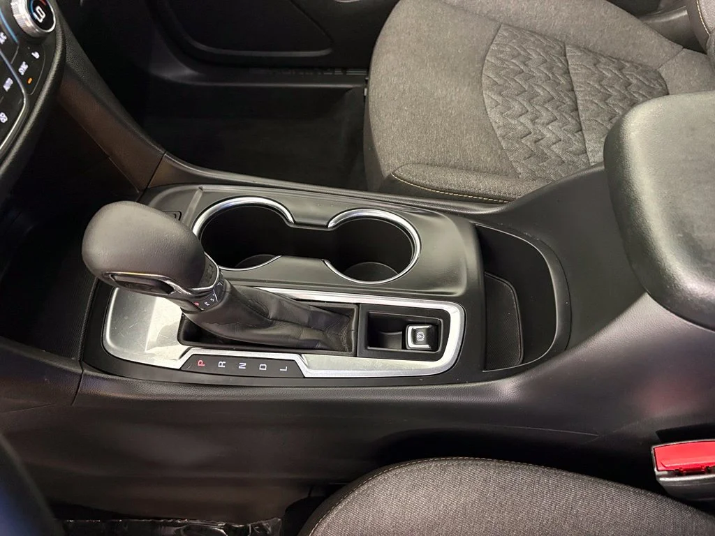 Used 2024 White Chevrolet LT image 30