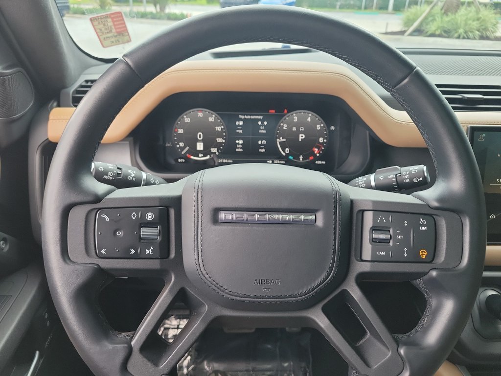 Certified Used 2025 Black Land Rover X image 29