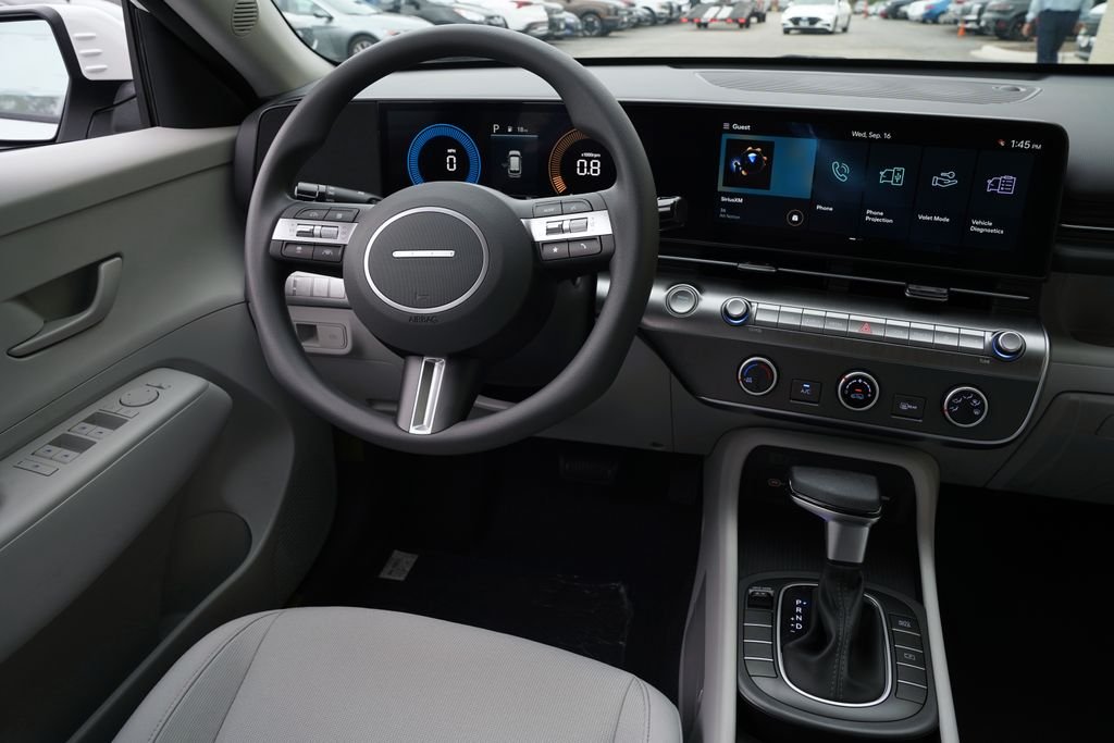 New 2027 Atlas White Hyundai SE image 33