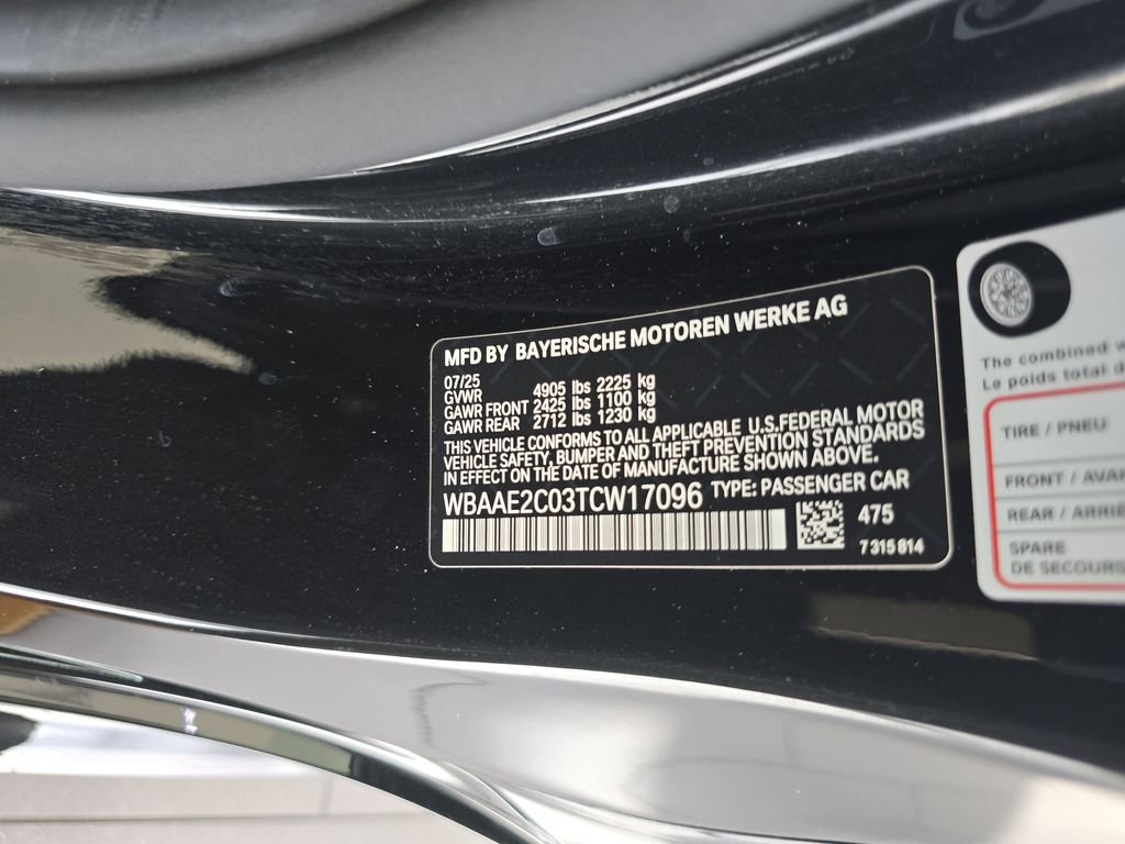 2026 BMW 8 Series 840i - Photo 22