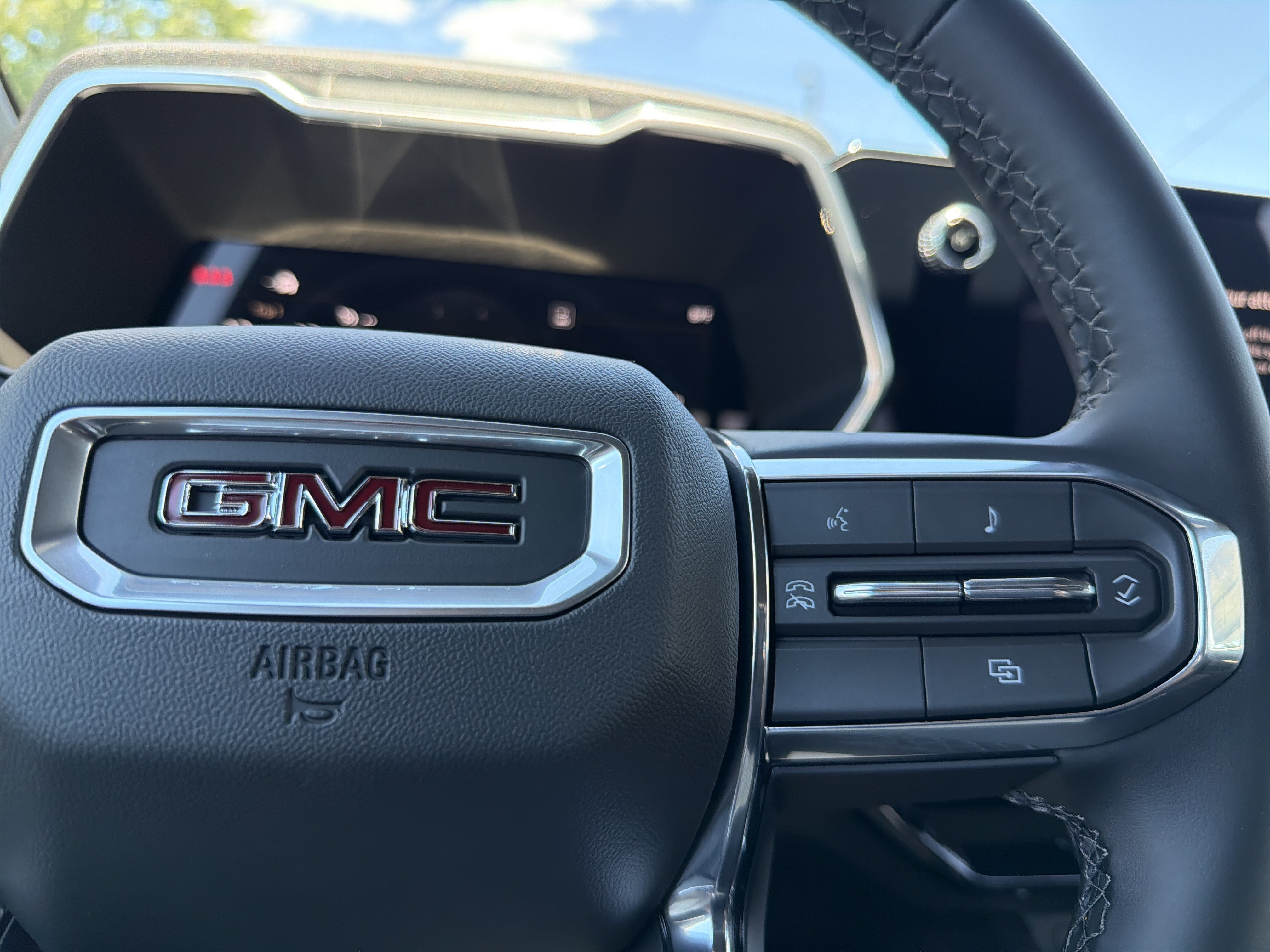 New 2026 Summit White GMC Elevation image 28