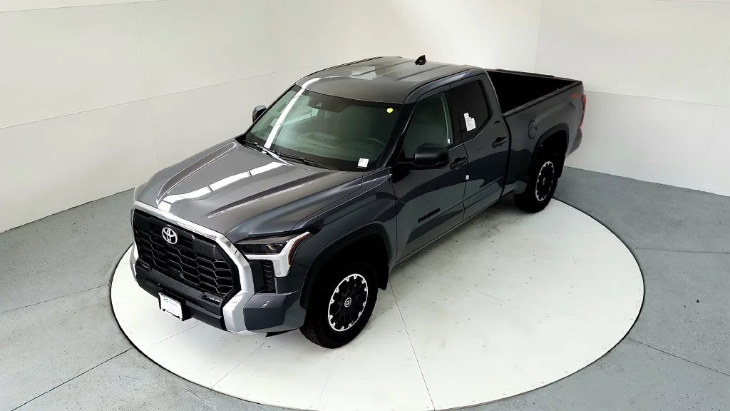 Used 2023 Gray Toyota SR5 image 15