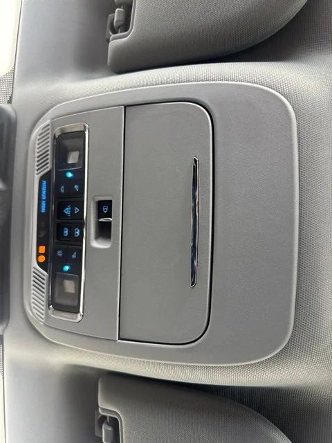 Certified Used 2023 Gray Metallic Ford Lariat image 14