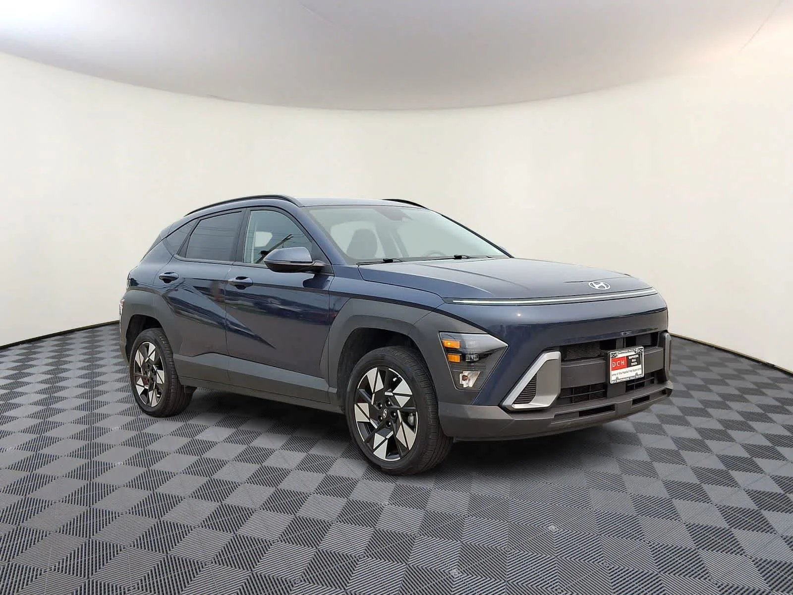 Used 2025 Denim Blue Hyundai SEL image 4